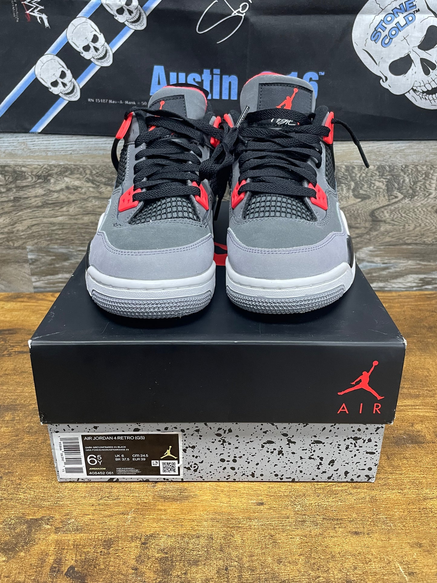 6.5Y - Jordan 4 infrared