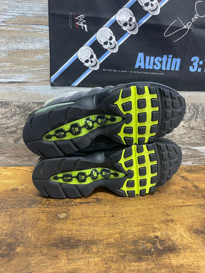 9 - AirMax 95 Big Bubble Neon