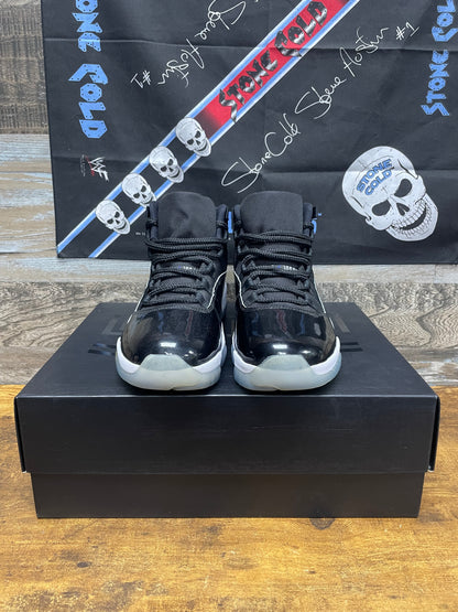 Air Jordan 11 "Space Jam" sneaker 9.5
