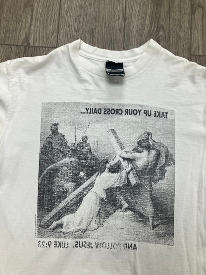 Vintage Take Up Your Cross Daily Jesus Tee Size M