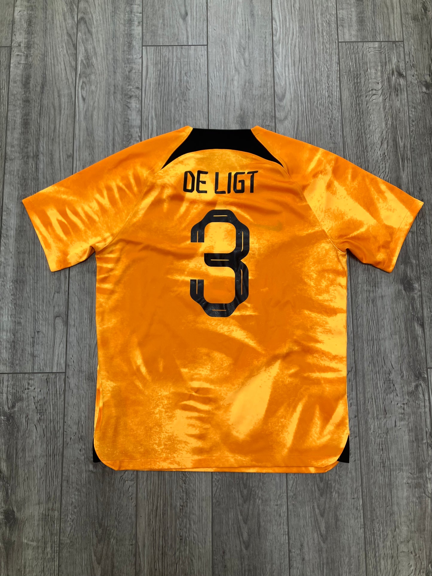L-Nike Netherlands De Light Home Jersey