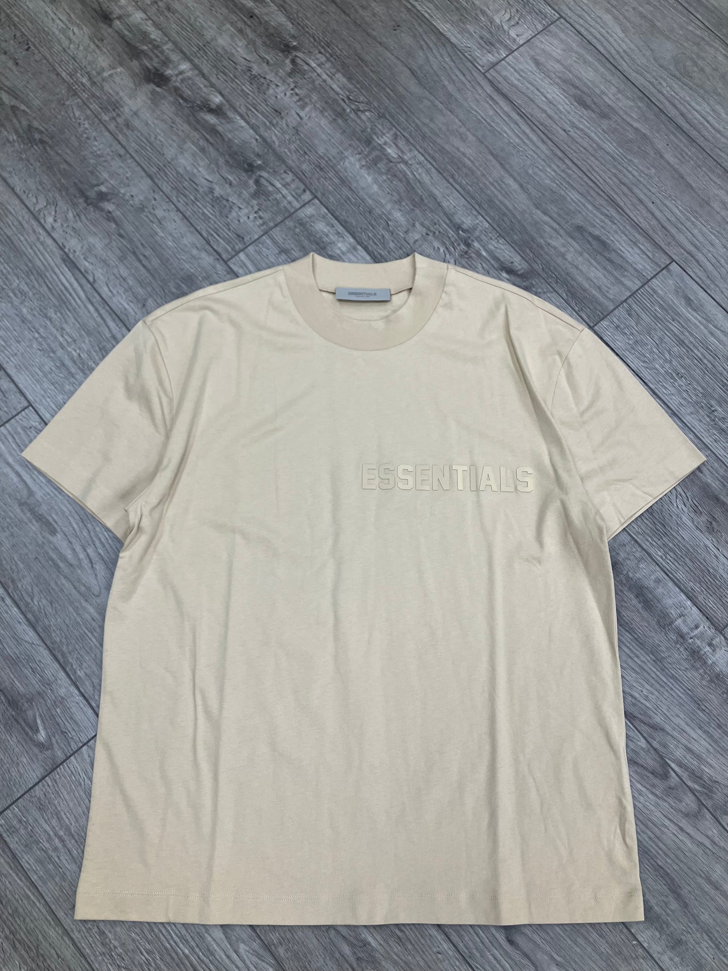 M-Fear Of god Essentials Tee sand
