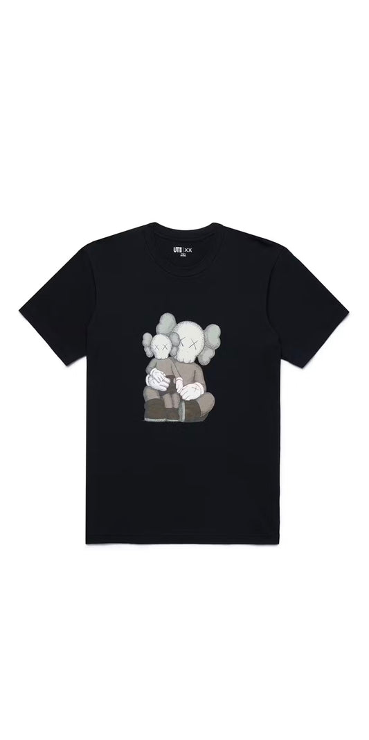 3XL-Uniqlo Kaws Tee