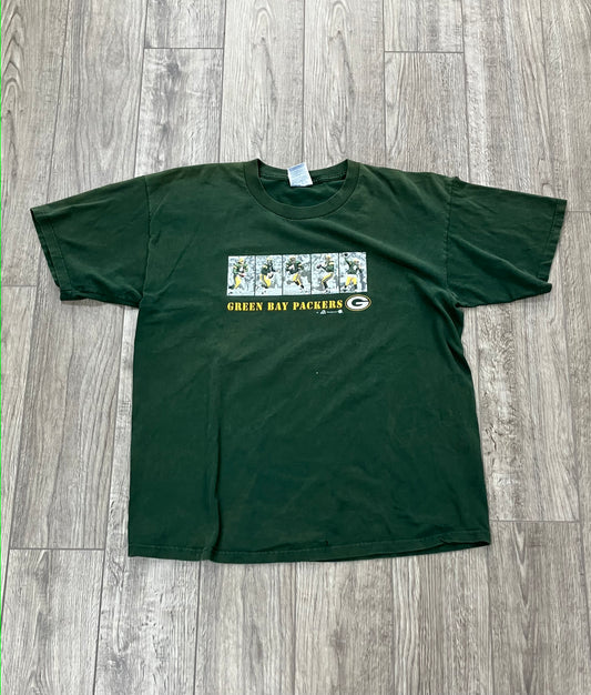 Green Bay Packers quarterback Size XL