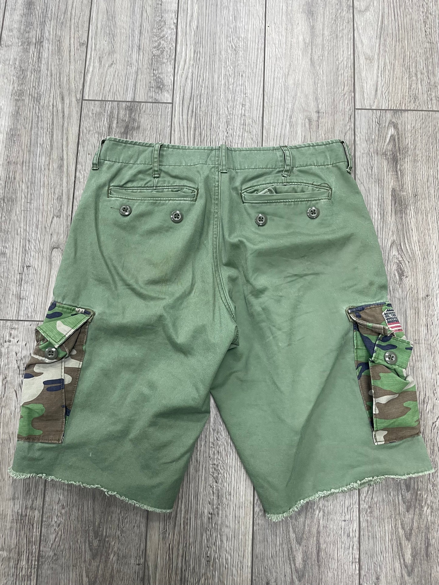 30-Denim & Supply Ralph Lauren Military Cargo Flag Shorts
