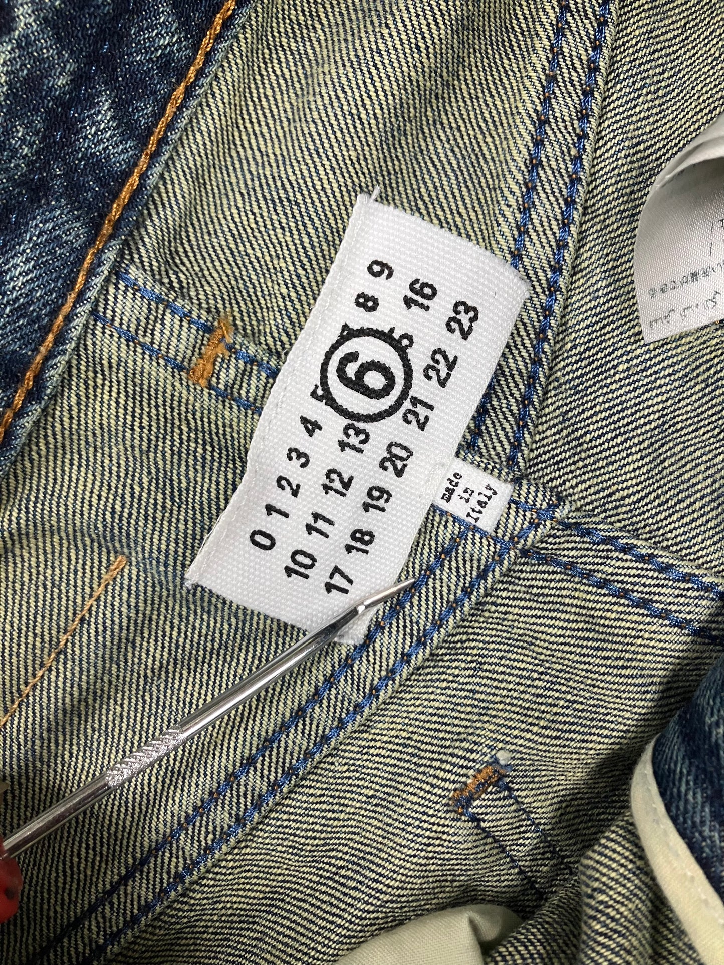 30-MM6 Maison Margiela Wide Leg Draw String Jeans