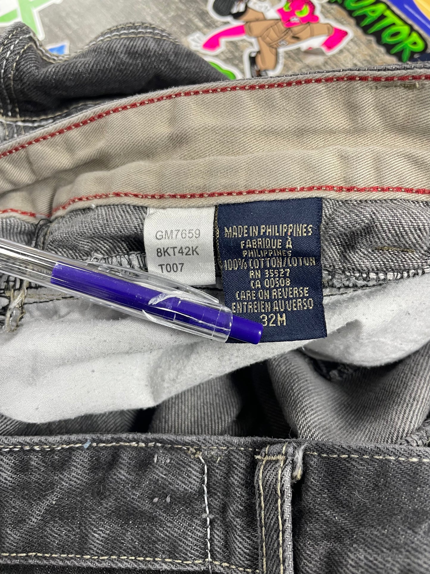 32-Marithé + François Girbaud shuttle cargo denim black jeans
