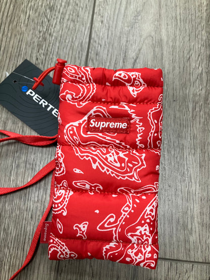 Supreme Puffer Neck Pouch Paisley