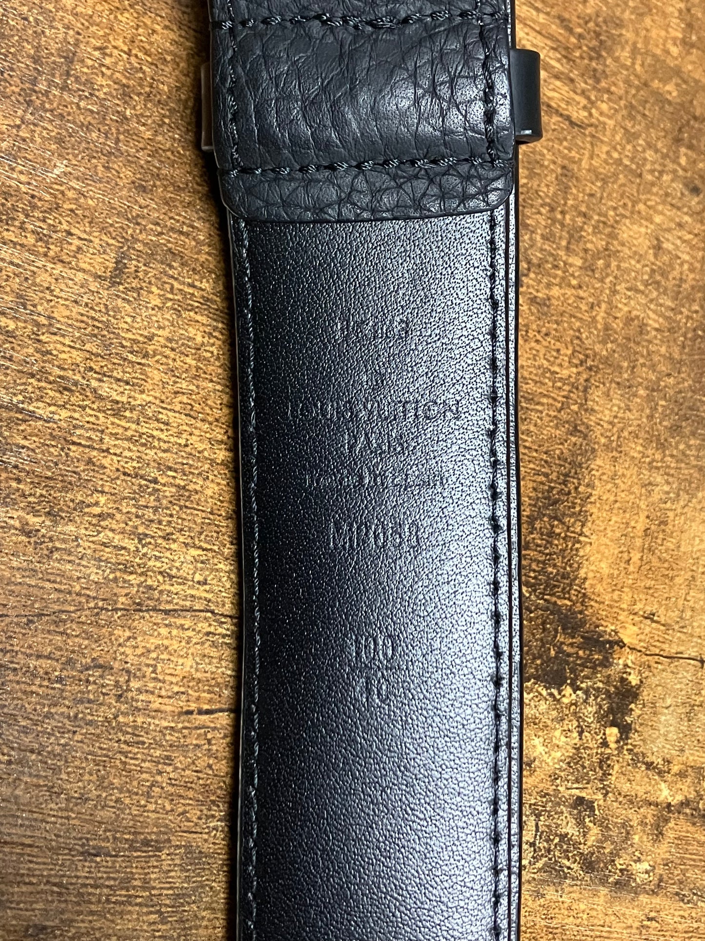 40-Louis Vuitton by Virgil Abloh Chain Belt Black Leather