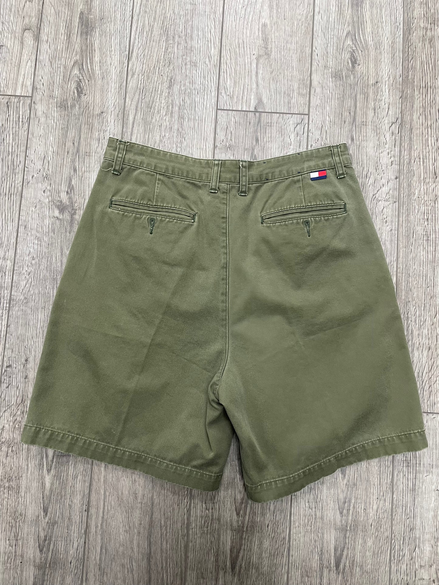 Vintage Tommy Hilfiger Olive Green Shorts Size 32