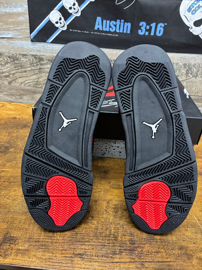 8.5 - Air Jordan 4 Red Thunder