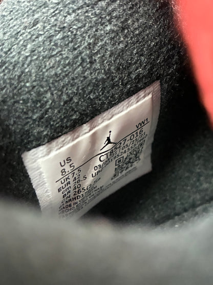 8.5 - Air Jordan 4 Red Thunder