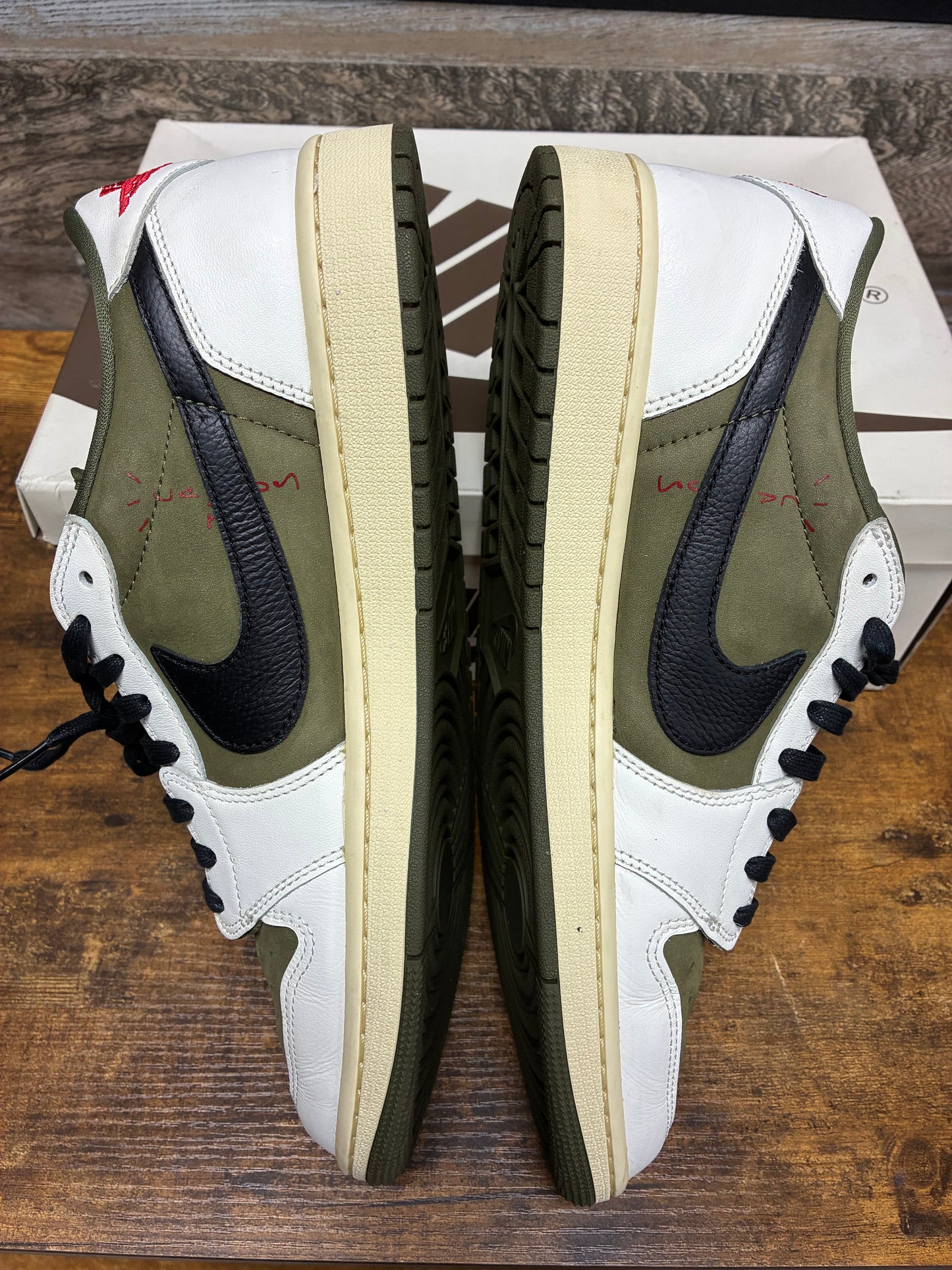 13 - Air Jordan 1 Low Travis Scott Medium Olive