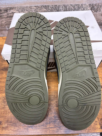 13 - Air Jordan 1 Low Travis Scott Medium Olive