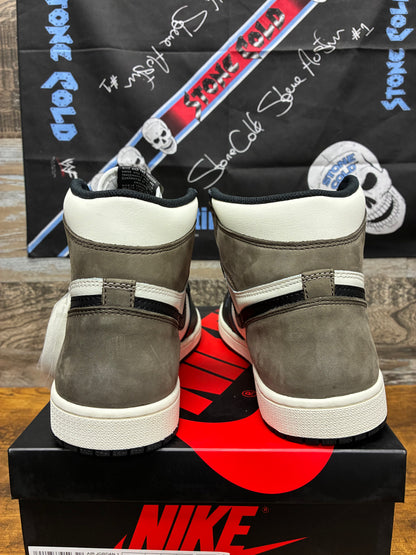 11 - Air Jordan 1 High Mocha