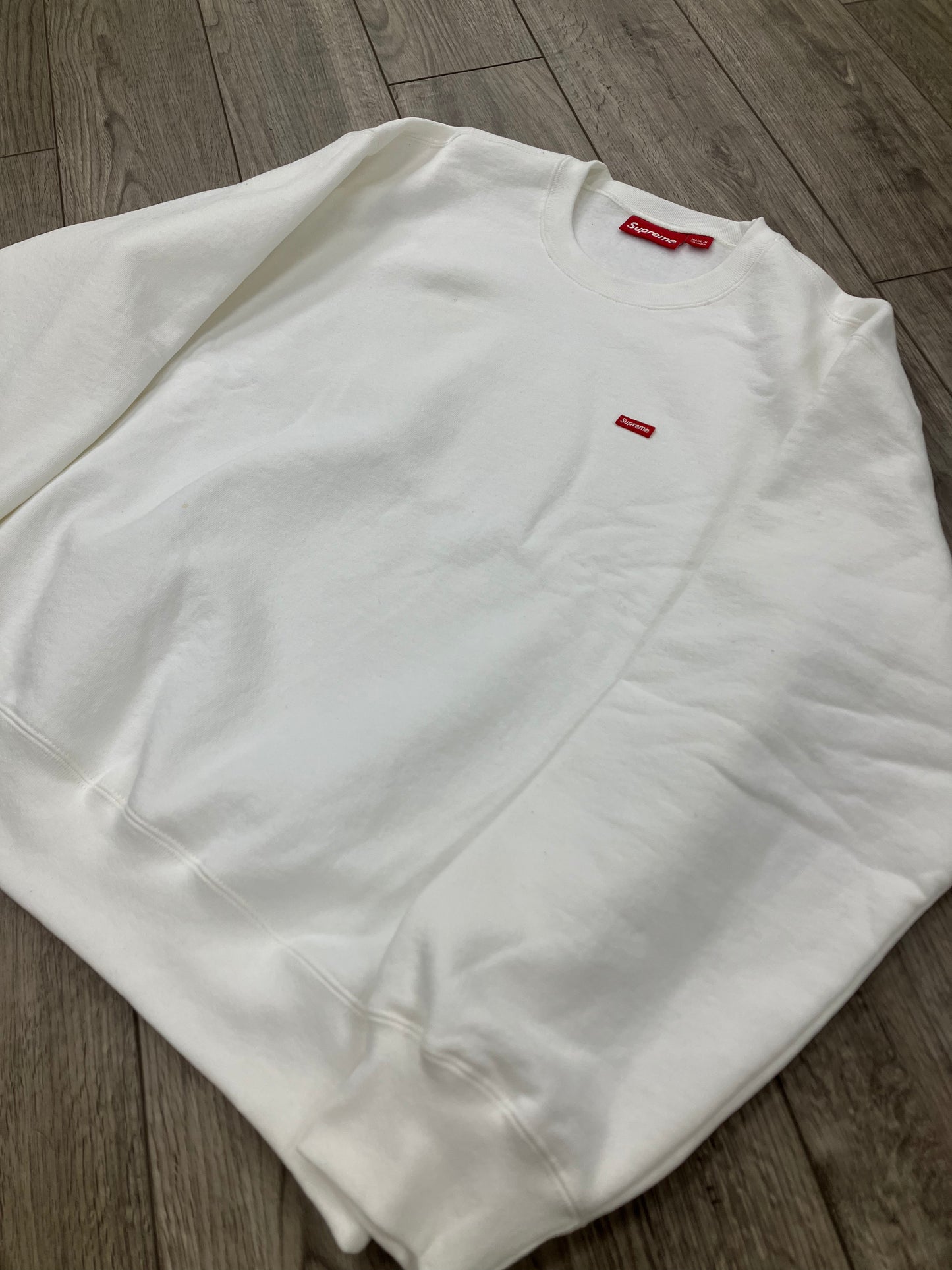 L-white Supreme Small Box Crewneck