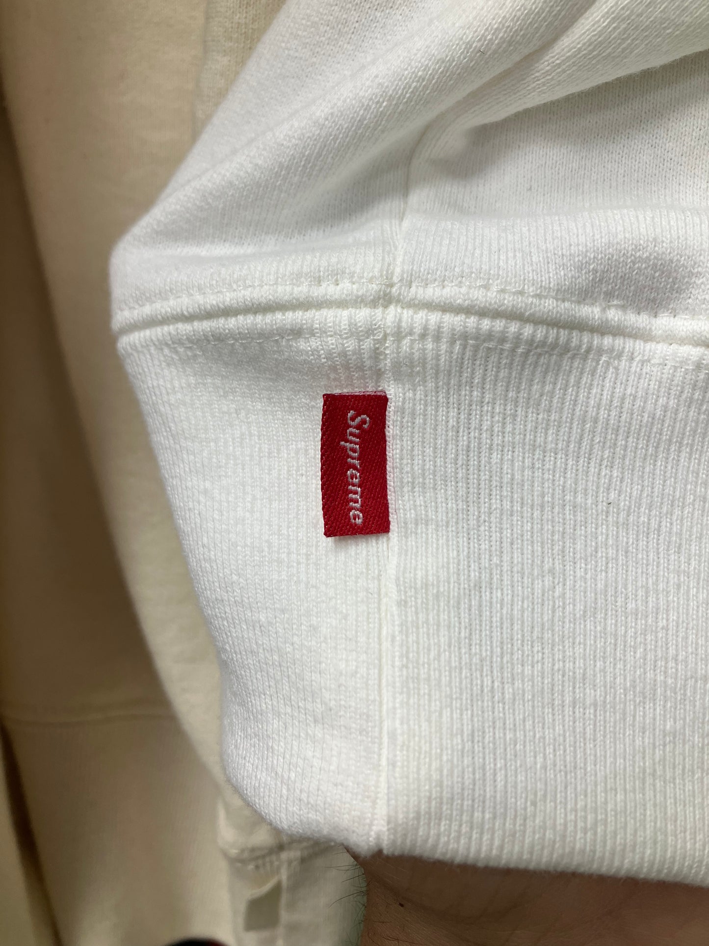 L-white Supreme Small Box Crewneck