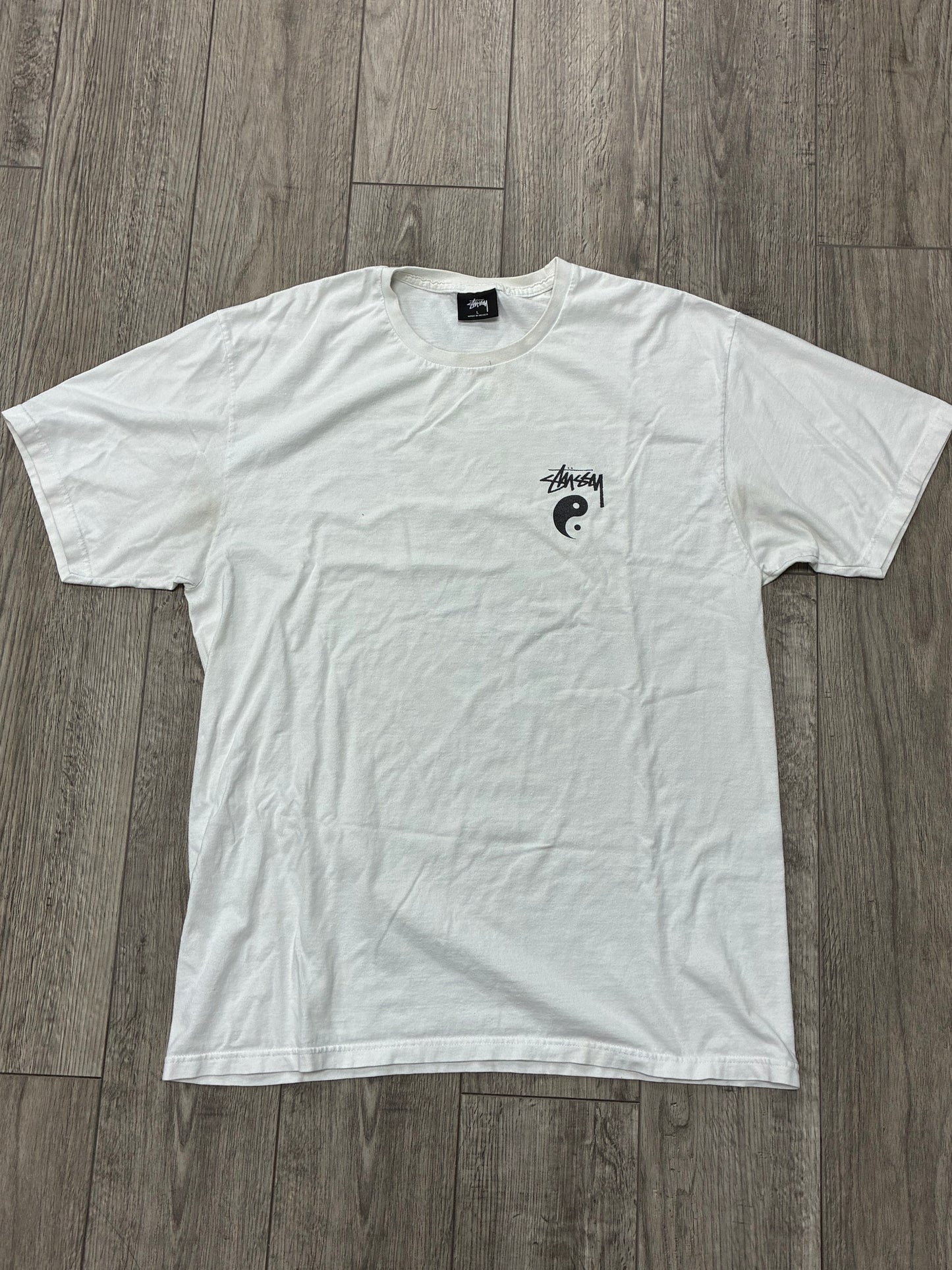 L - Stussy Ying-Yang Graphic White T-Shirt