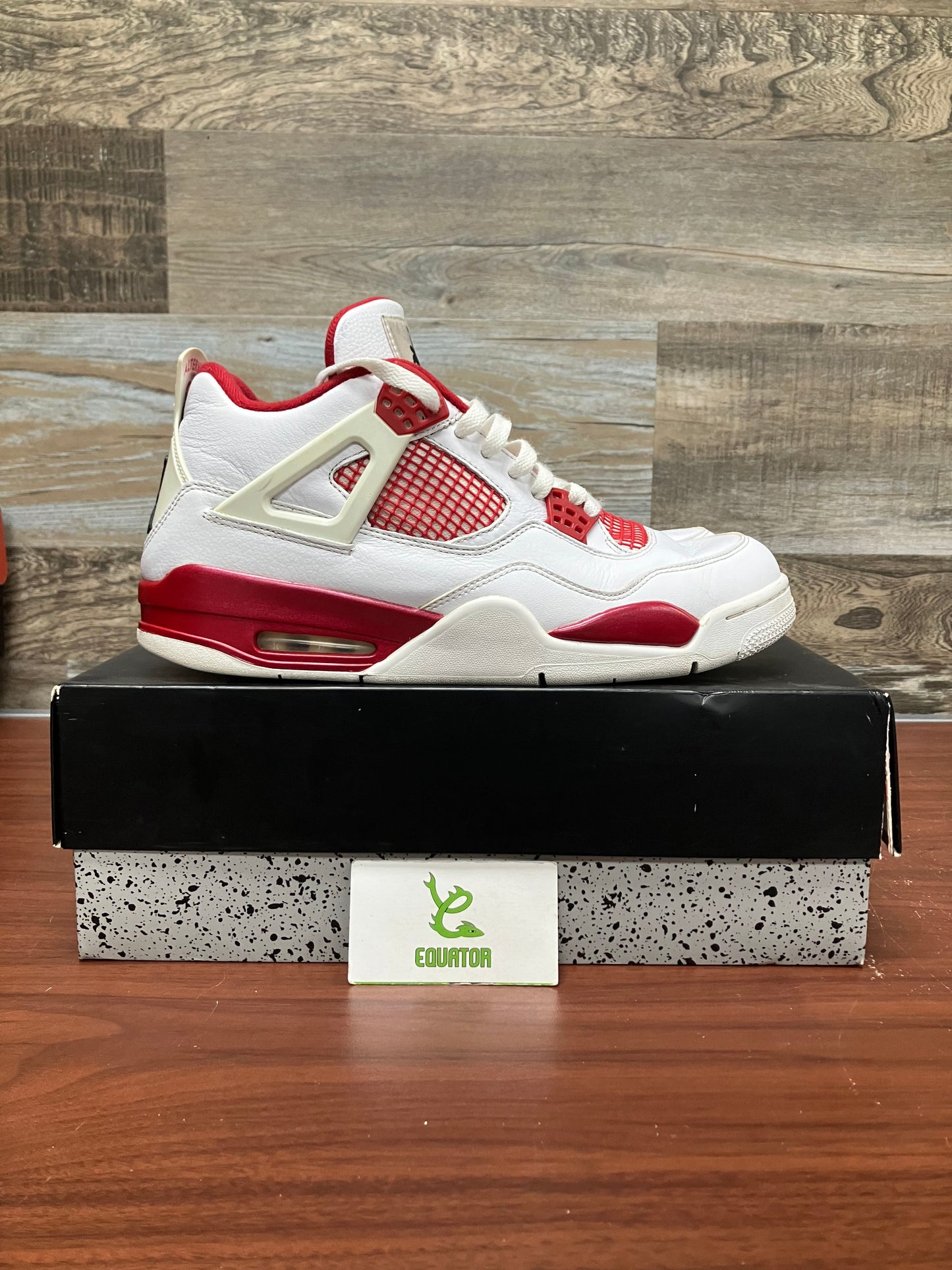 Jordan 4 Retro Alternate 89 Size 12