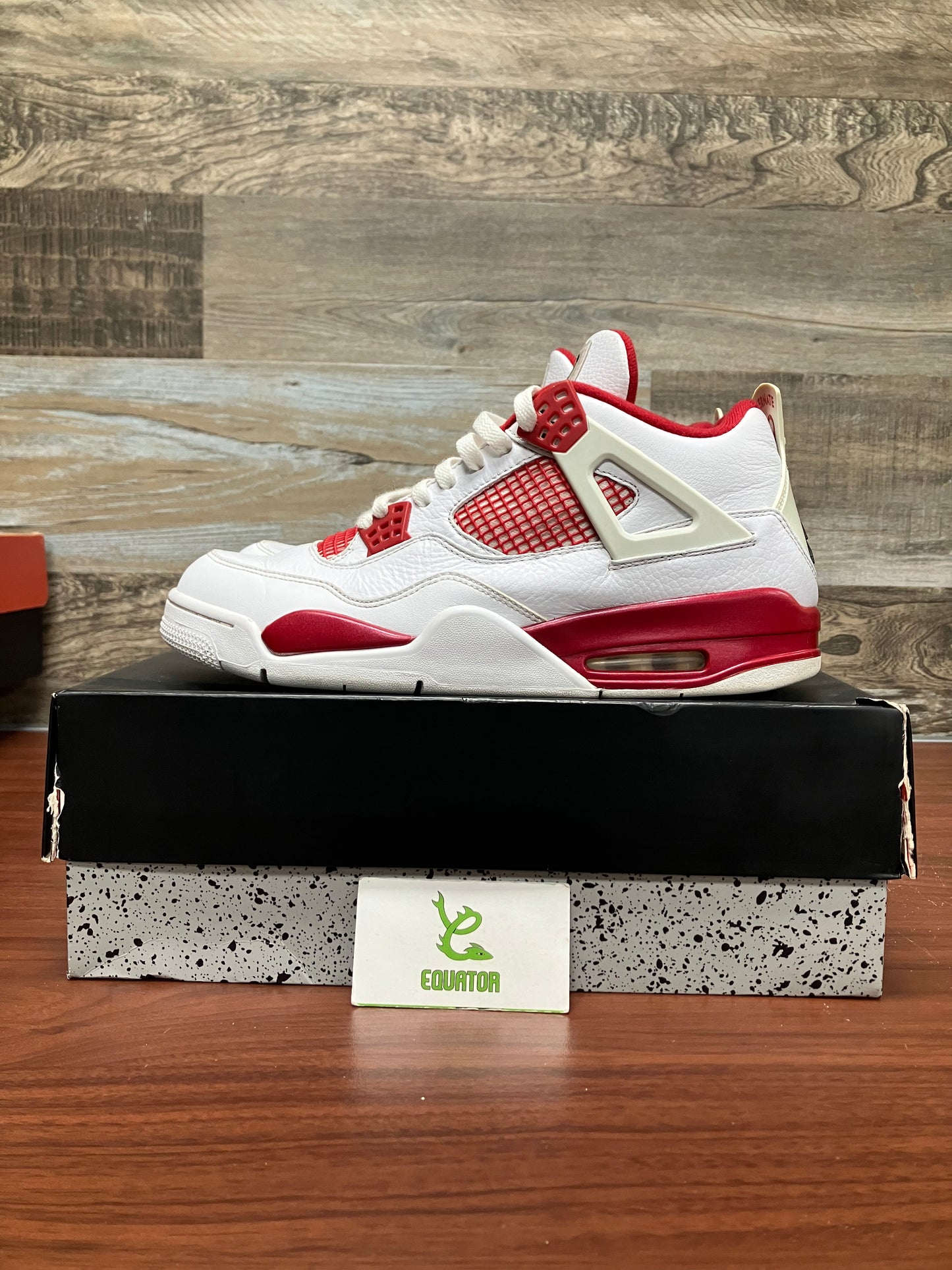 Jordan 4 Retro Alternate 89 Size 12