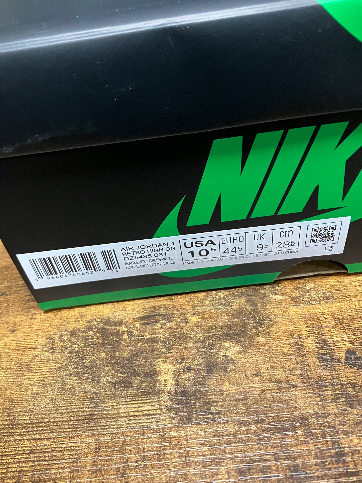 10.5-Jordan 1 Retro High OG Lucky Green