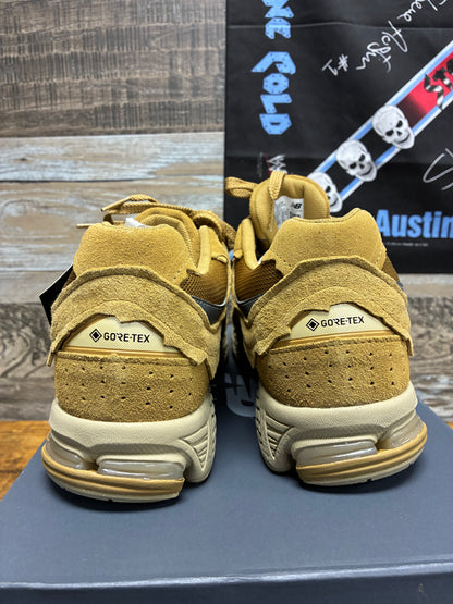 11.5-New Balance 2002R Gore-Tex Protection Pack Stucco