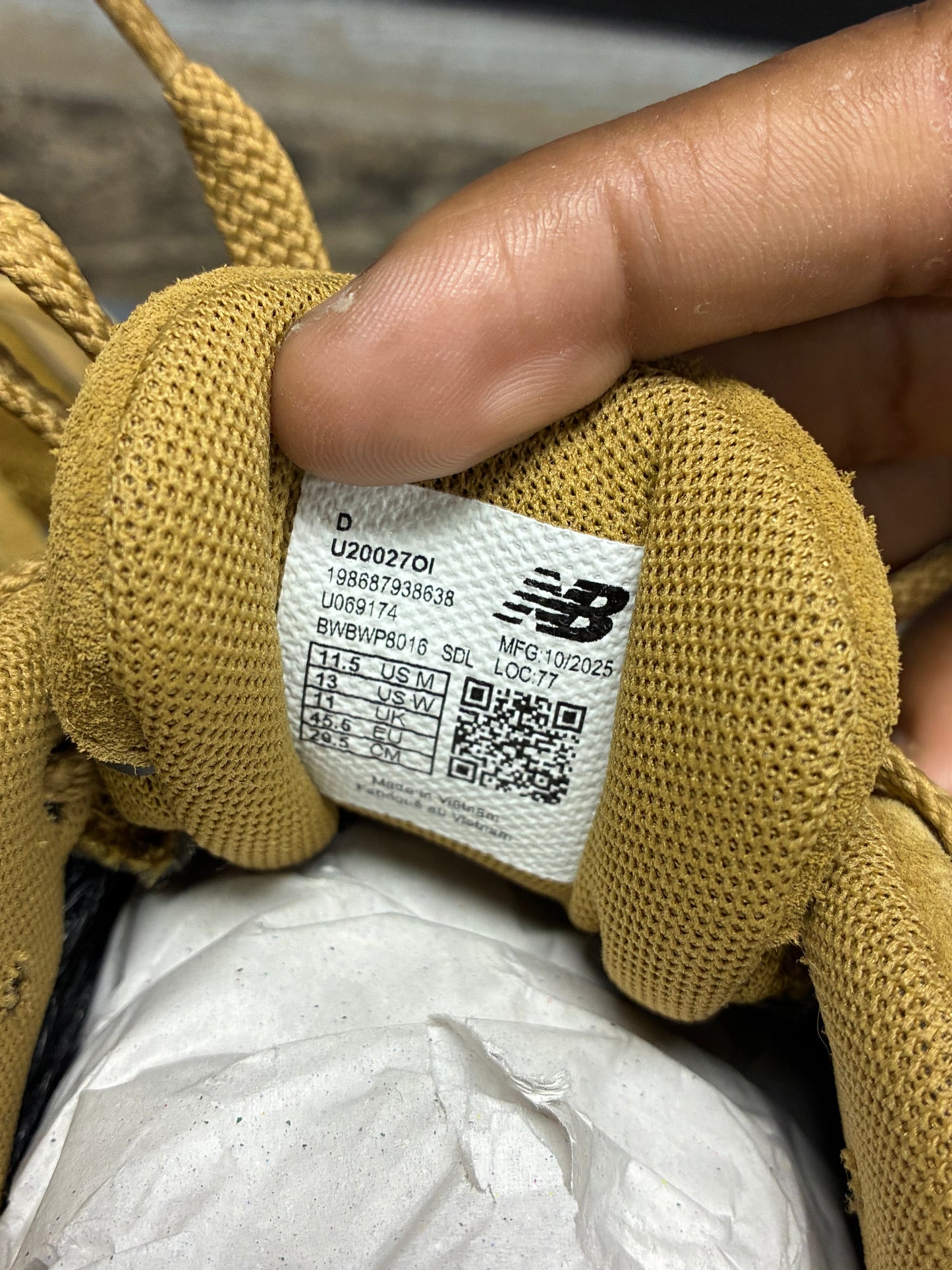 11.5-New Balance 2002R Gore-Tex Protection Pack Stucco