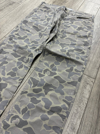 36 - Carhartt Relaxed Straight Grey Camo Pants