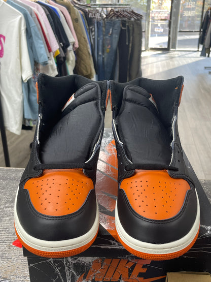 12-Air Jordan 1 High Shattered Backboard