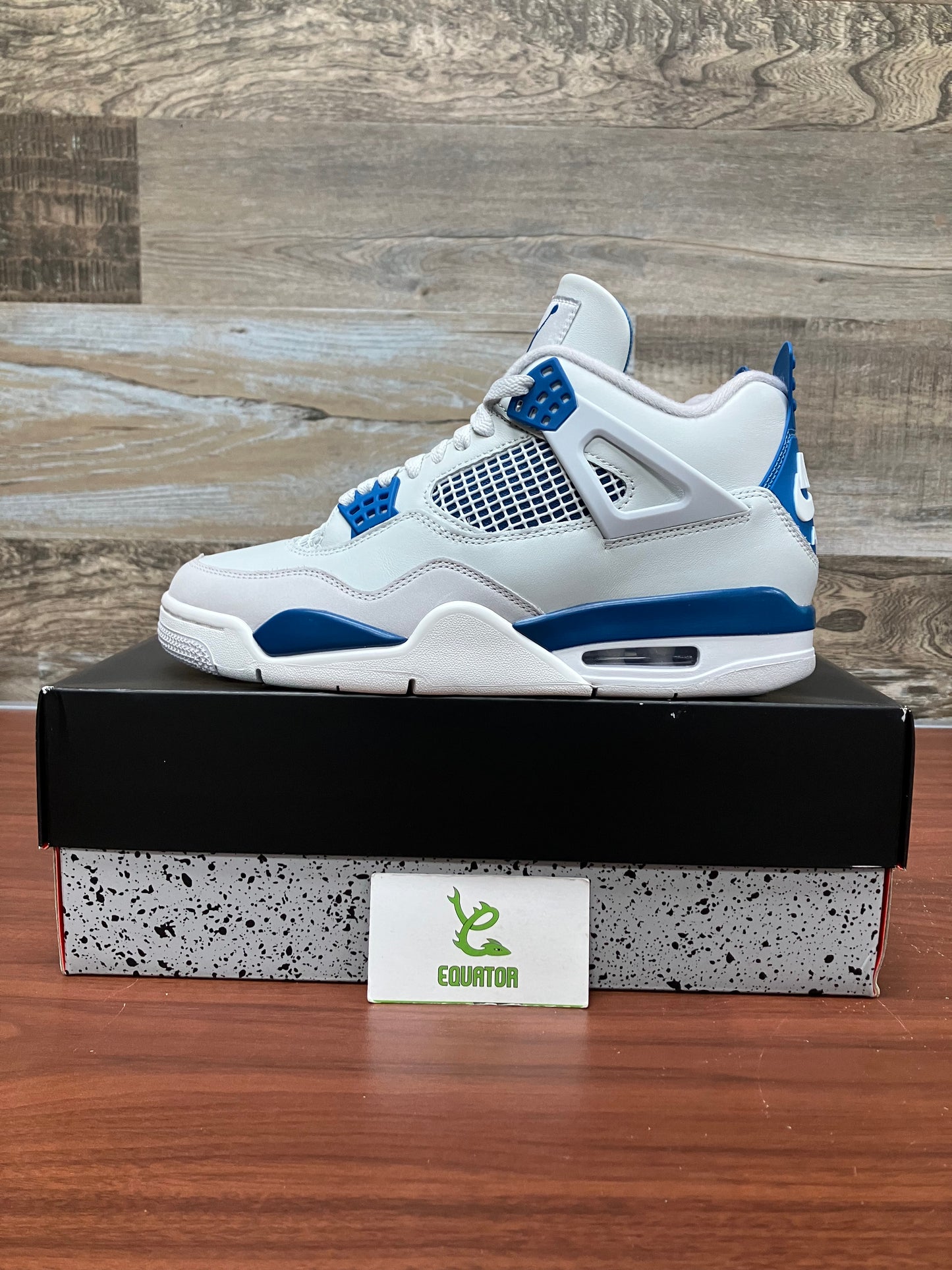 Jordan 4 Retro Military Blue Size 9