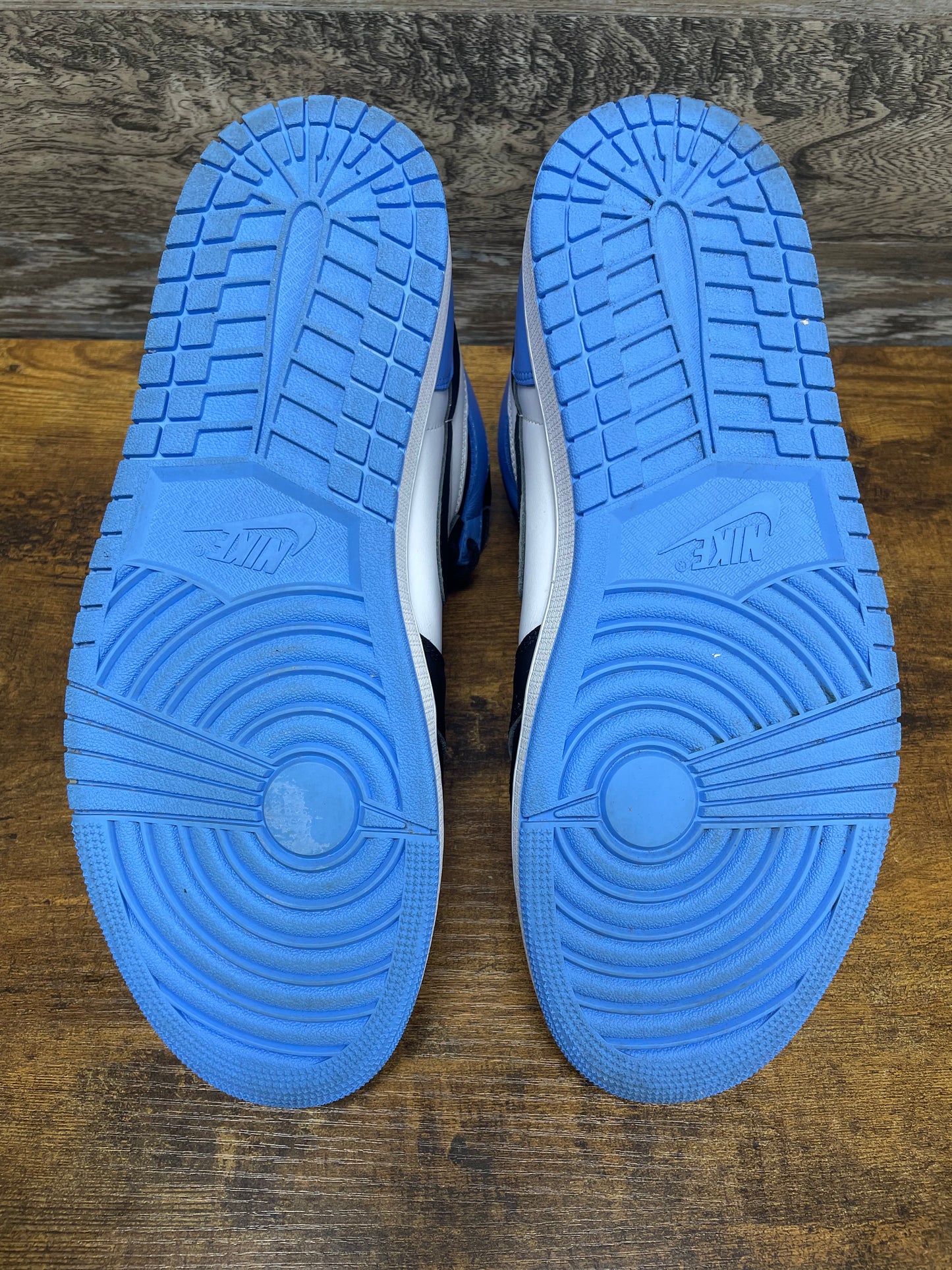 11-Air Jordan 1 High UNC Toe