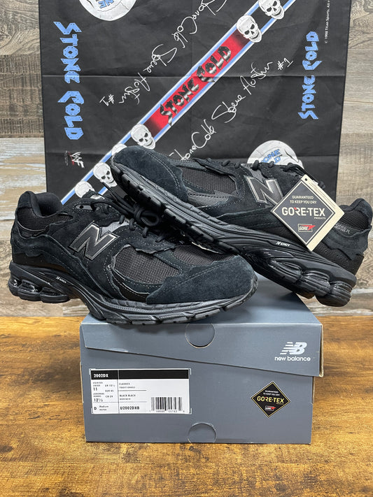 11-New Balance 2002R Protection Pack Black goretex