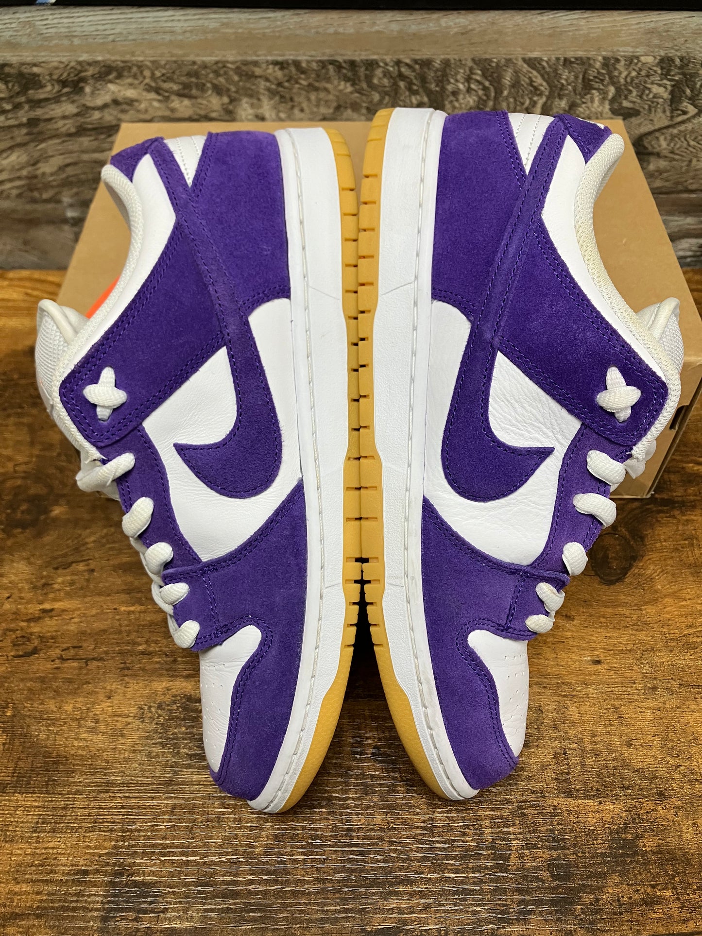 10.5 - Nike Dunk SB Low Purple Suede