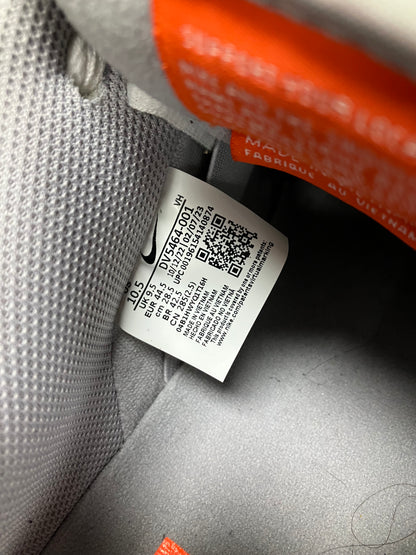 10.5 - Nike SB Dunk Low Wolf Grey Gum