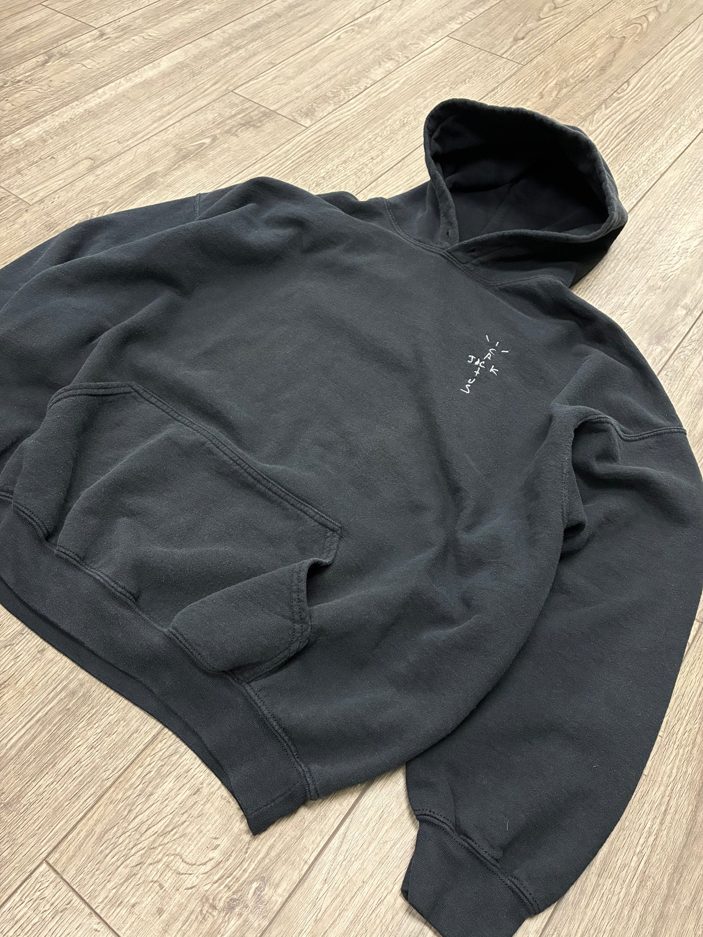 XL - Travis Scott Jackboys “Cracked” Logo Hoodie