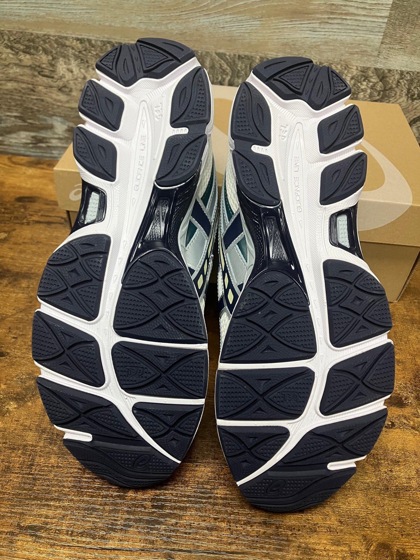 10.5 & 11 ASICS Gel NYC 2055 cream/midnight