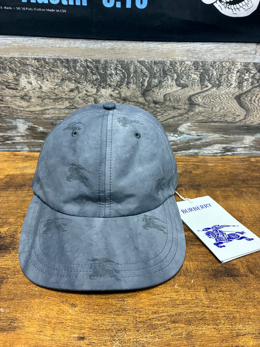 L - Burberry Halfdrop Logo Grey Baseball Hat