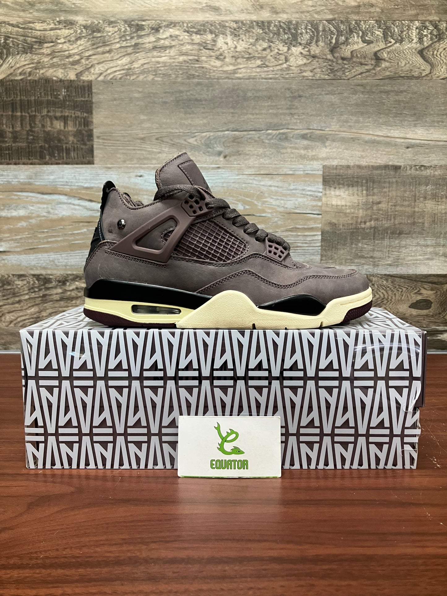 Jordan 4 Retro SP A Ma Maniére Violet Ore Size 7.5