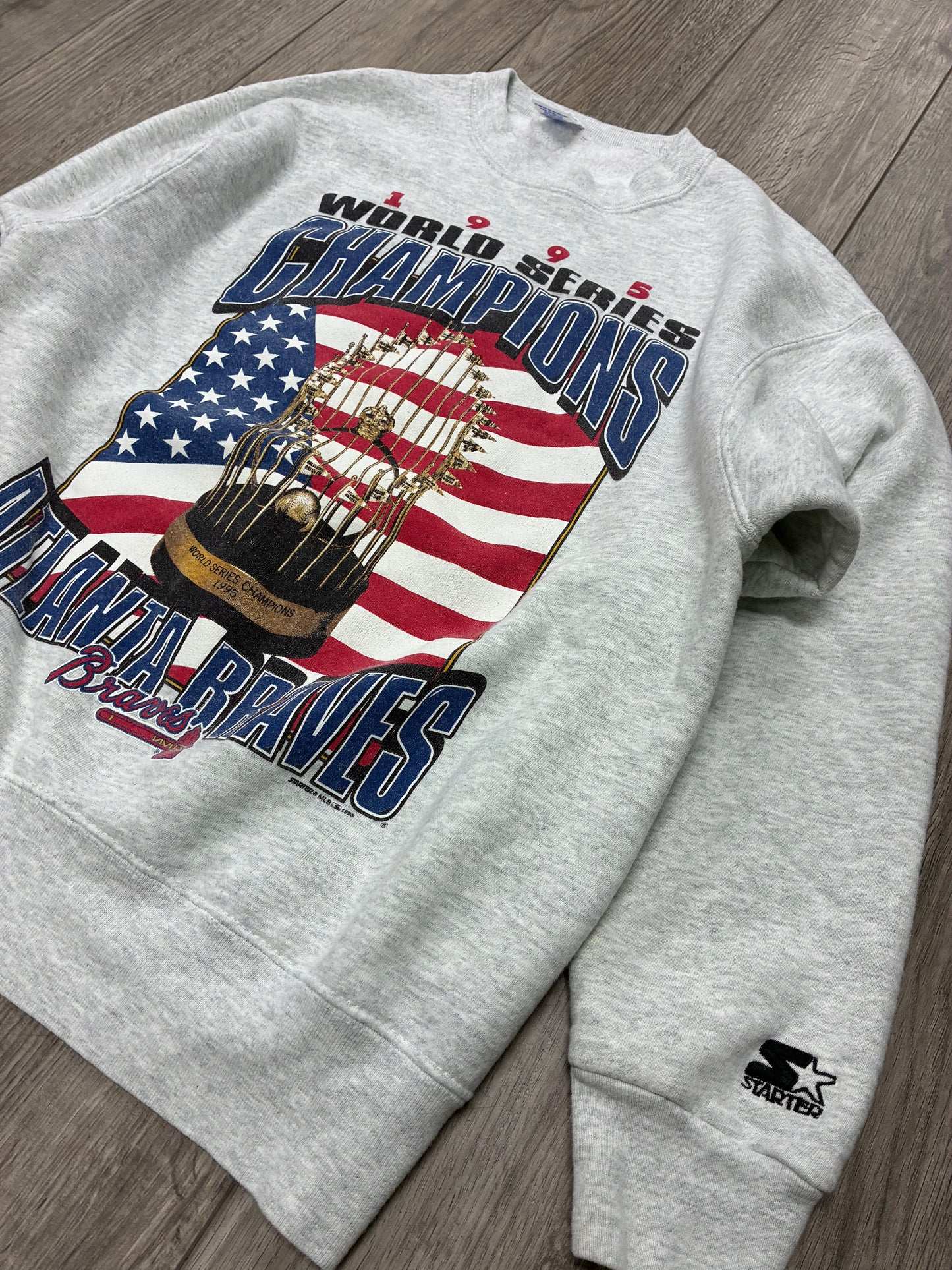 M - Vintage 1995 Atlanta Braves World Series Champions Crewneck