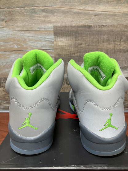 Jordan 5 Green Bean Size 7y