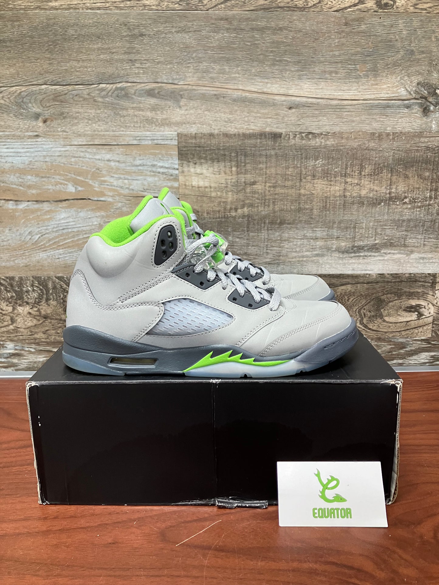 Jordan 5 Green Bean Size 7y