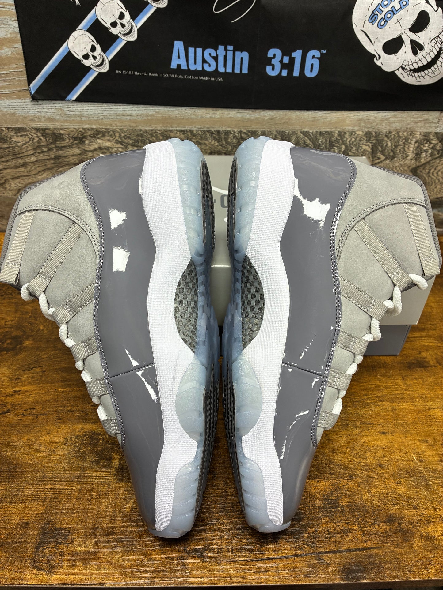 10.5 - Air Jordan 11 High Cool Grey