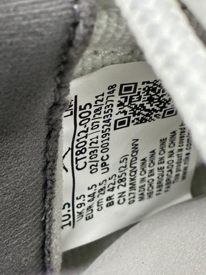 10.5 - Air Jordan 11 High Cool Grey