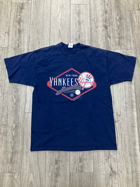 Vintage 1997 New York Yankees Tee Size L