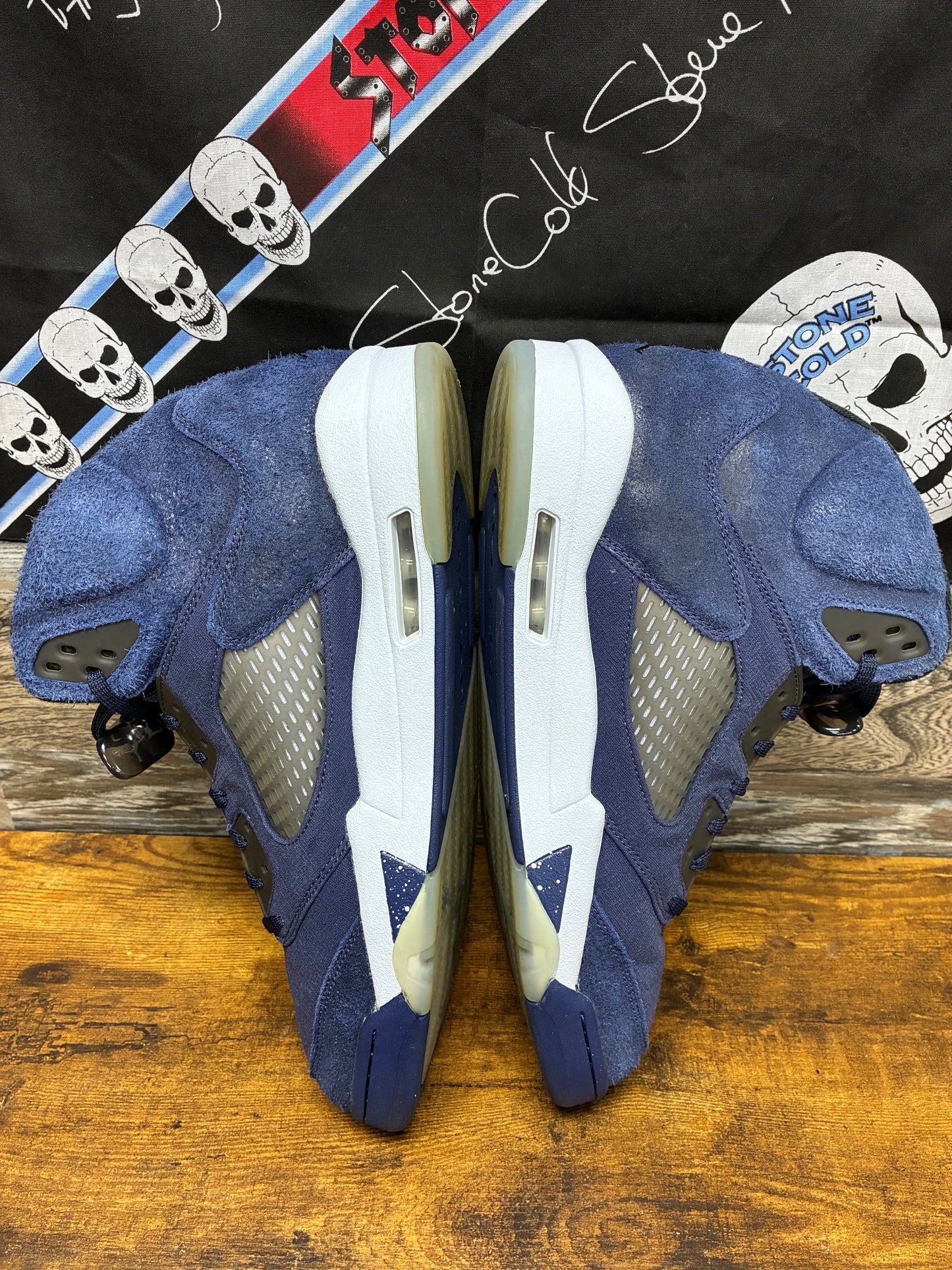 14 - Air Jordan 5 Midnight Navy