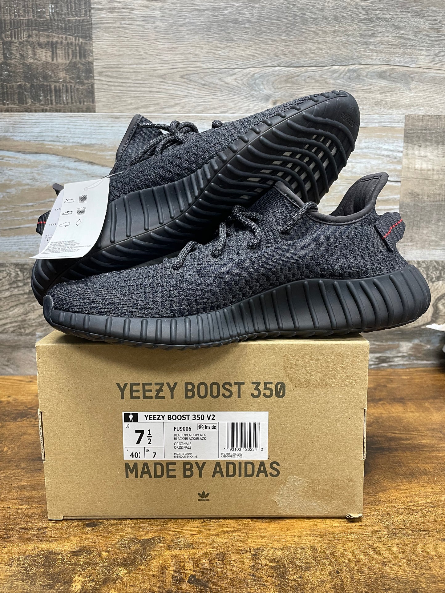 Adidas Yeezy Boost 350 V2 Black Non-Reflective Size 7.5