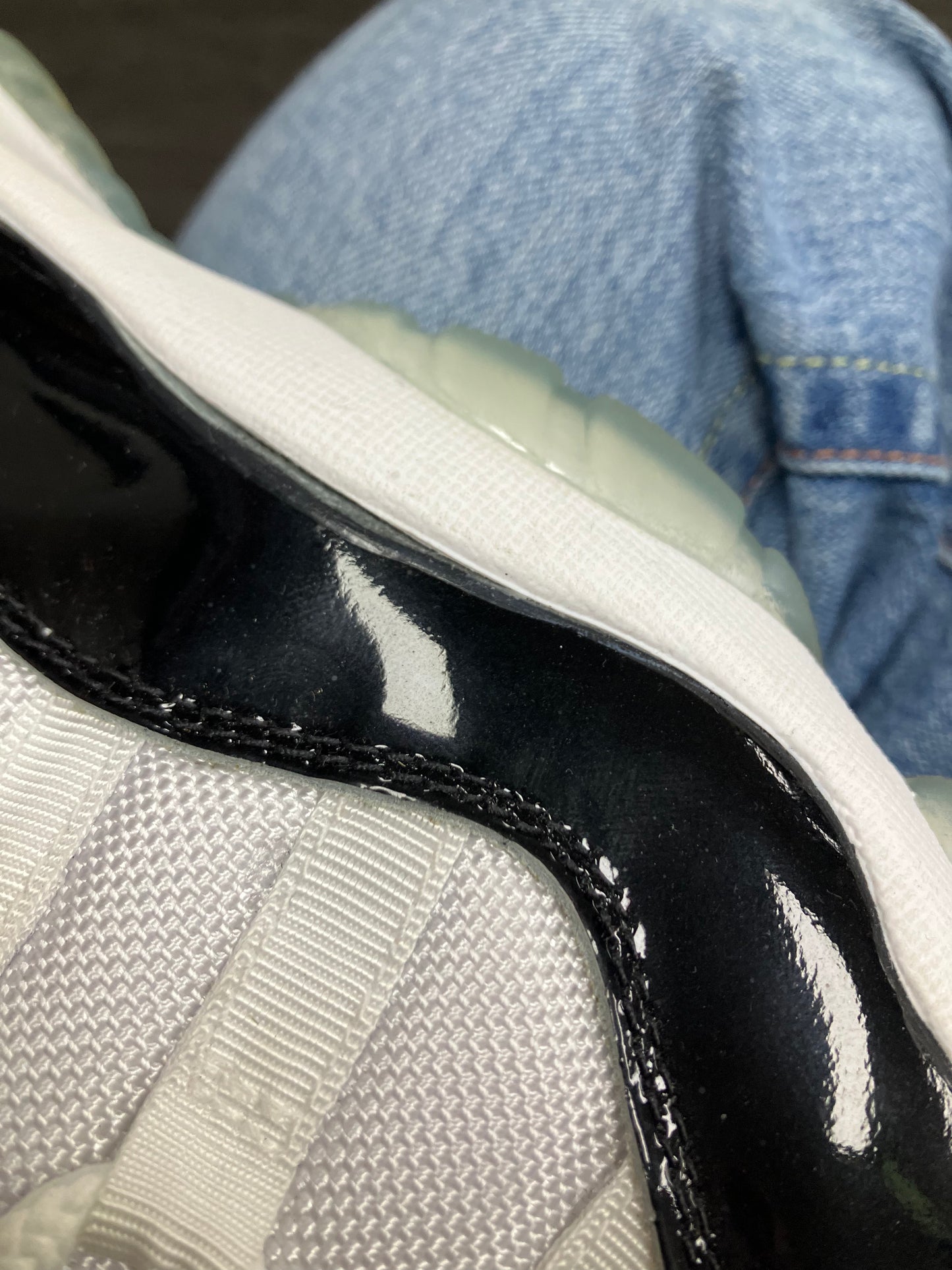 10-Air Jordan 11 Concord DMP