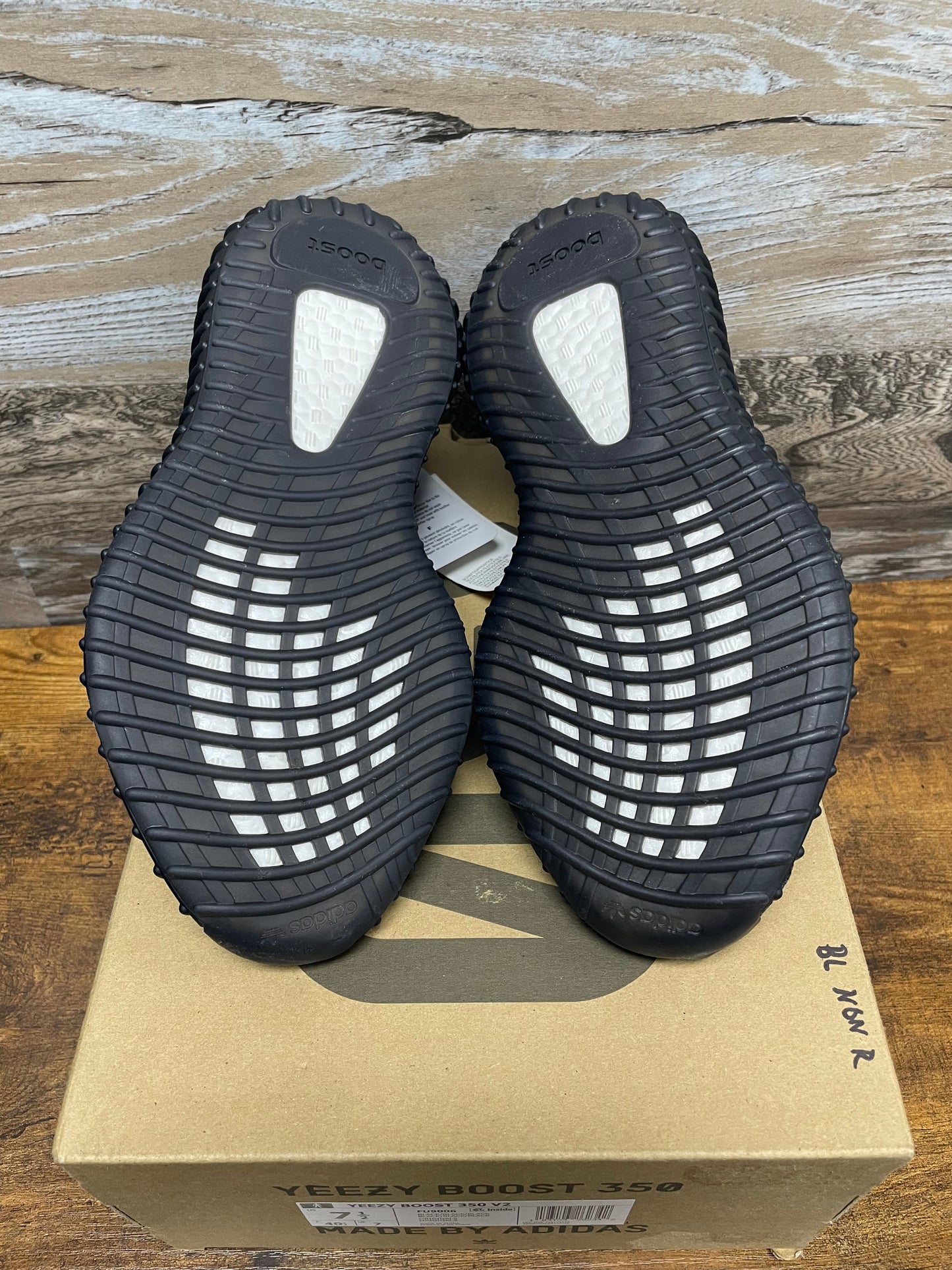 Adidas Yeezy Boost 350 V2 Black Non-Reflective Size 7.5