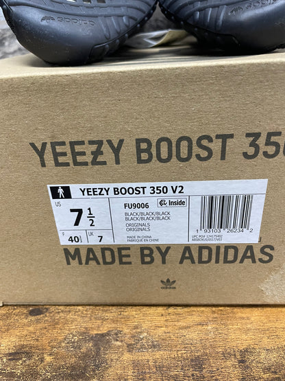 Adidas Yeezy Boost 350 V2 Black Non-Reflective Size 7.5