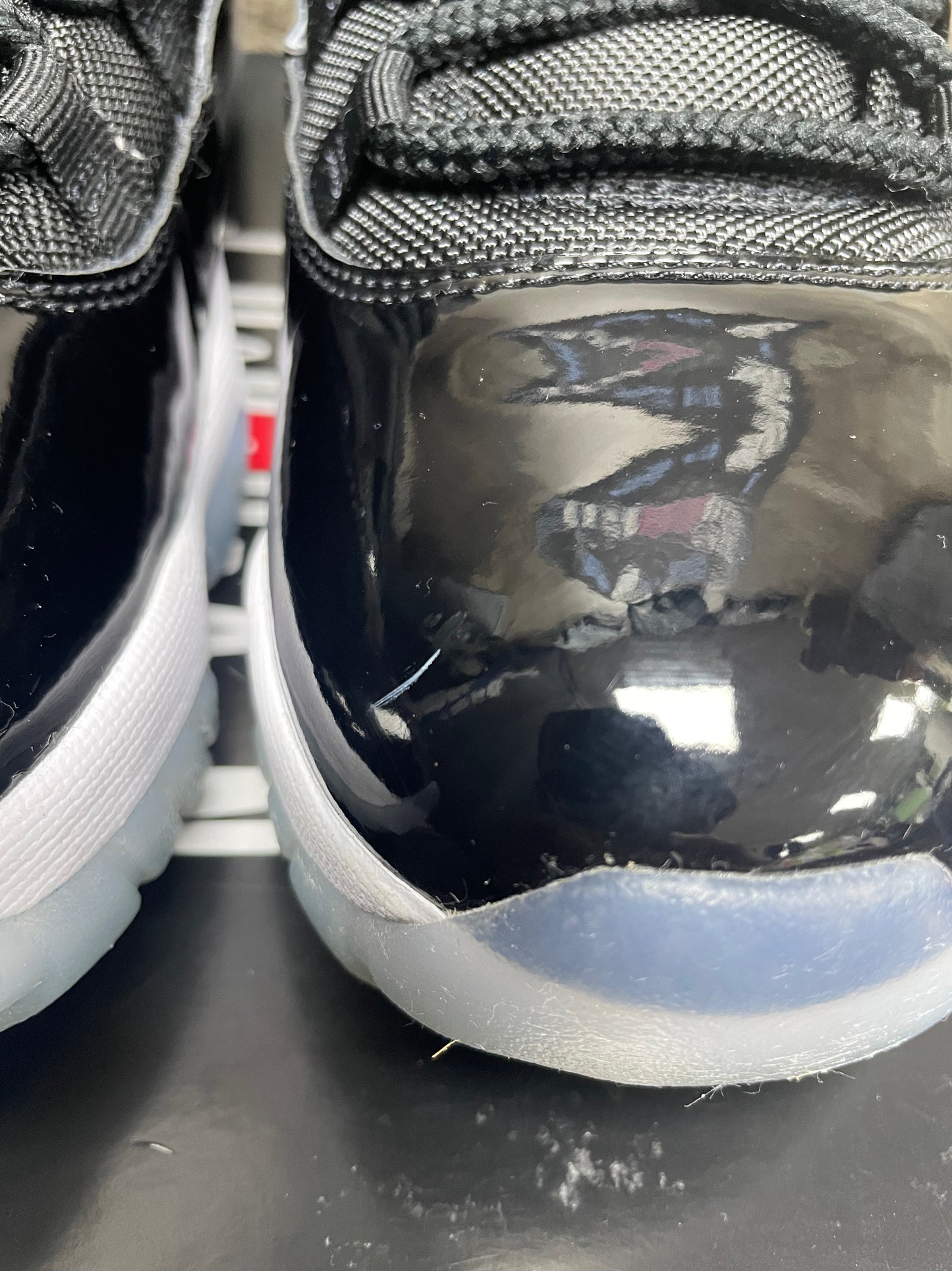 Jordan 11 Retro Low Space Jam Size 9